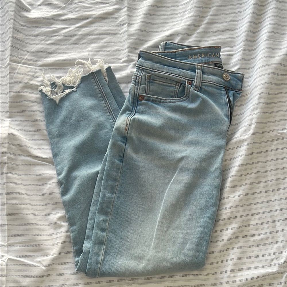 AMERICAN EAGLE light blue jeans